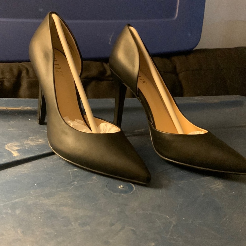 4” black heels Anna ‘Claire’ brand new, never worn.